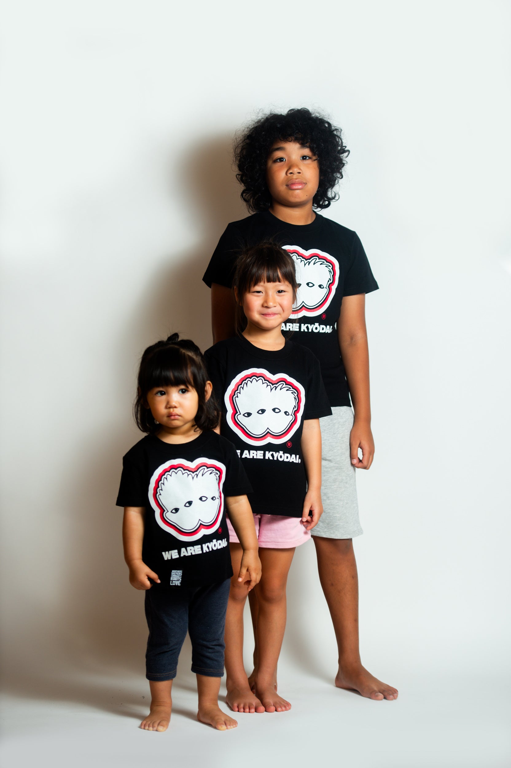 KYŌDAI KIDS グラフィックTシャツ　D’BOYS
